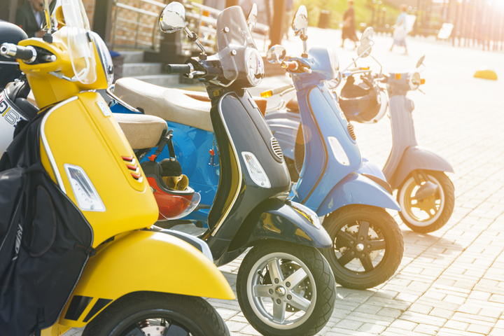 How Safe Are Motor Scooters in Chicago, IL? 